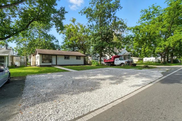 1915 Hopkins Avenue, Columbus, OH 43223