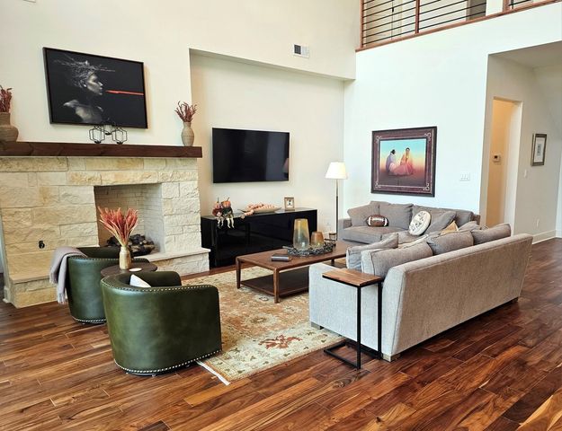 608 Redbud Court, Cedar Hill, TX 75104