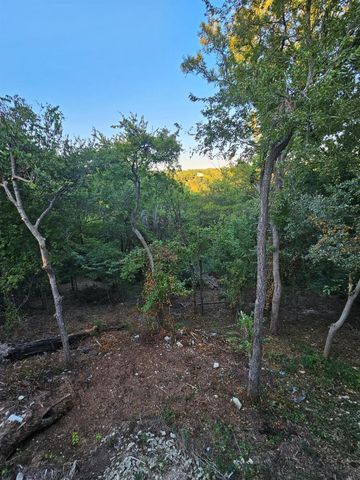 608 Redbud Court, Cedar Hill, TX 75104