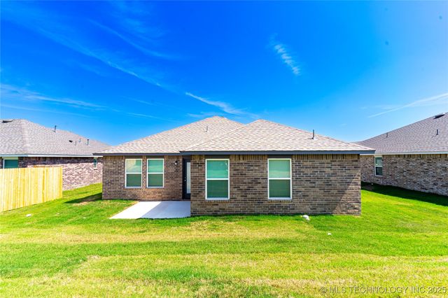 108 S 26th Street, Collinsville, OK 74021