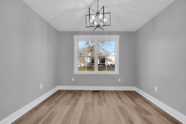 204 E Berkley Cir, Lewisburg, TN 37091