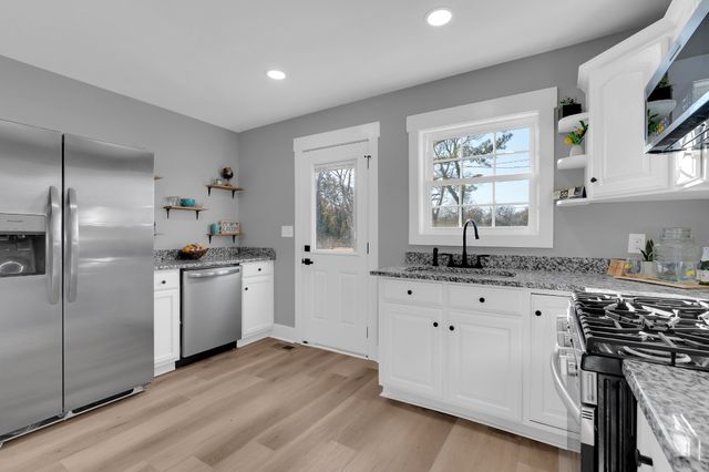 204 E Berkley Cir, Lewisburg, TN 37091