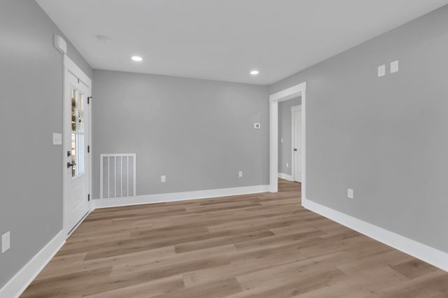 204 E Berkley Cir, Lewisburg, TN 37091