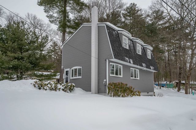 7 Little Island Park, Pelham, NH 03076