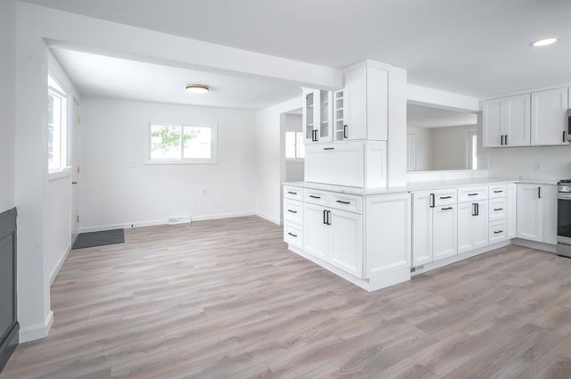 7 Little Island Park, Pelham, NH 03076