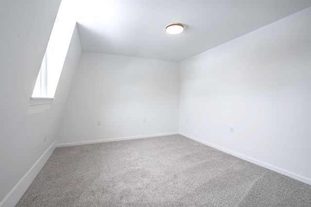 7 Little Island Park, Pelham, NH 03076