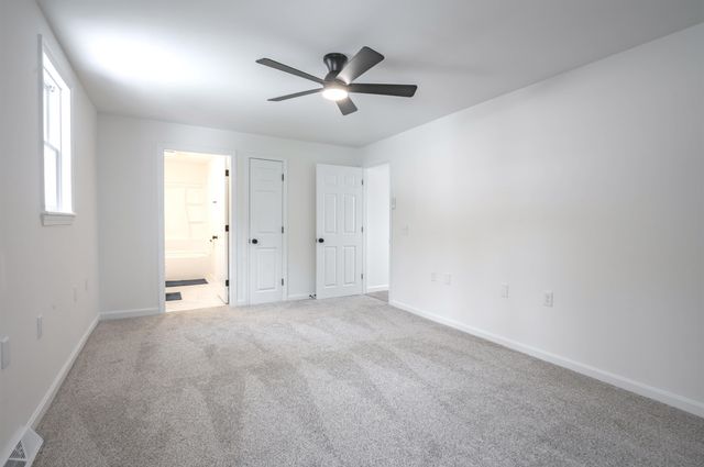 7 Little Island Park, Pelham, NH 03076