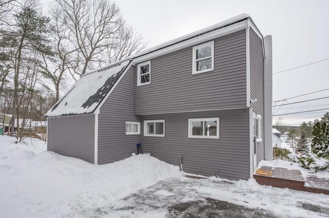 7 Little Island Park, Pelham, NH 03076