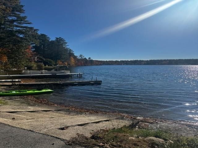 7 Little Island Park, Pelham, NH 03076