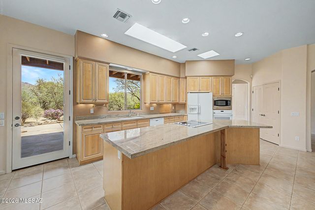 11743 E Limberlost Road, Tucson, AZ 85749