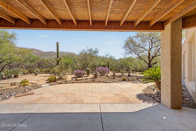11743 E Limberlost Road, Tucson, AZ 85749