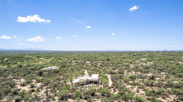 11743 E Limberlost Road, Tucson, AZ 85749
