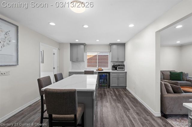 39040 Donald Street, Livonia, MI 48154