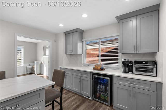 39040 Donald Street, Livonia, MI 48154