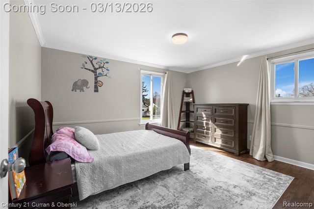 39040 Donald Street, Livonia, MI 48154