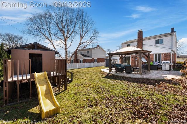 39040 Donald Street, Livonia, MI 48154