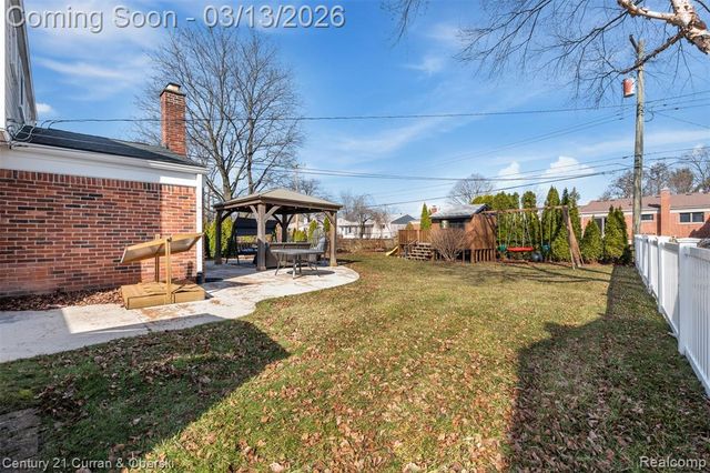 39040 Donald Street, Livonia, MI 48154