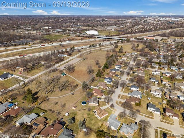 39040 Donald Street, Livonia, MI 48154