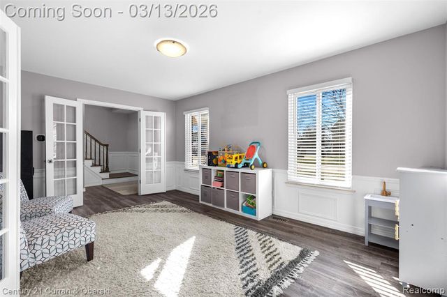 39040 Donald Street, Livonia, MI 48154