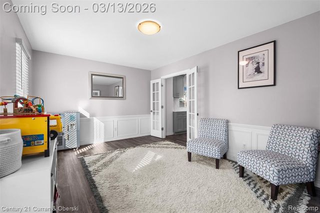 39040 Donald Street, Livonia, MI 48154