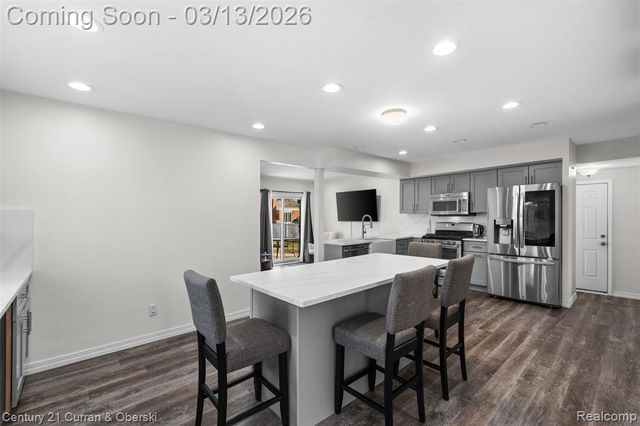 39040 Donald Street, Livonia, MI 48154