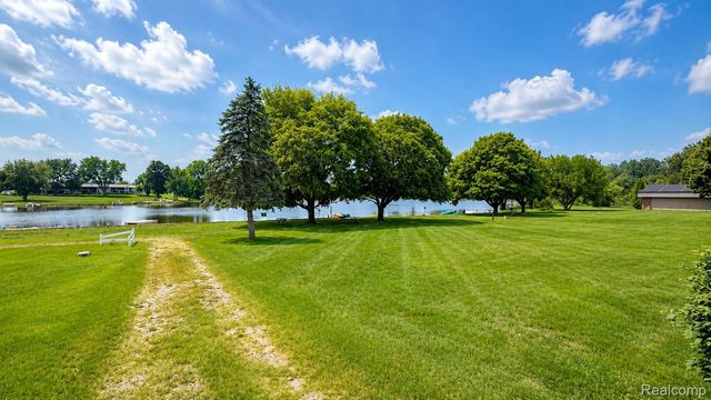 26945 Milford Road 34, Lyon Charter Township, MI 48178