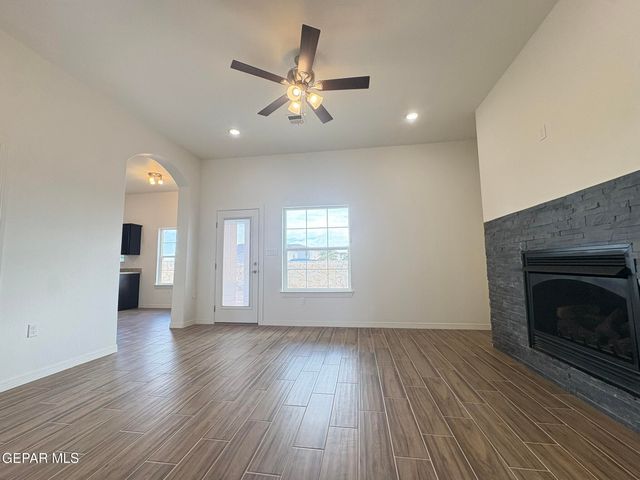 1488 DUNLIN Place, El Paso, TX 79928