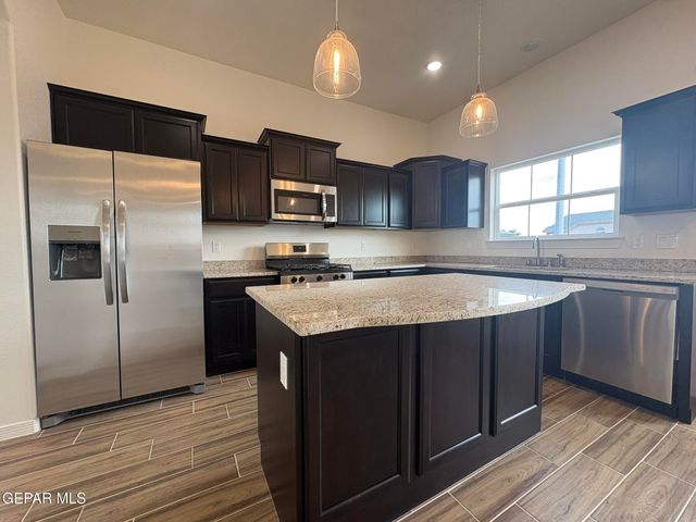 1488 DUNLIN Place, El Paso, TX 79928