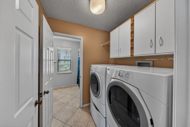 6266 NW 54th Drive, Coral Springs, FL 33067