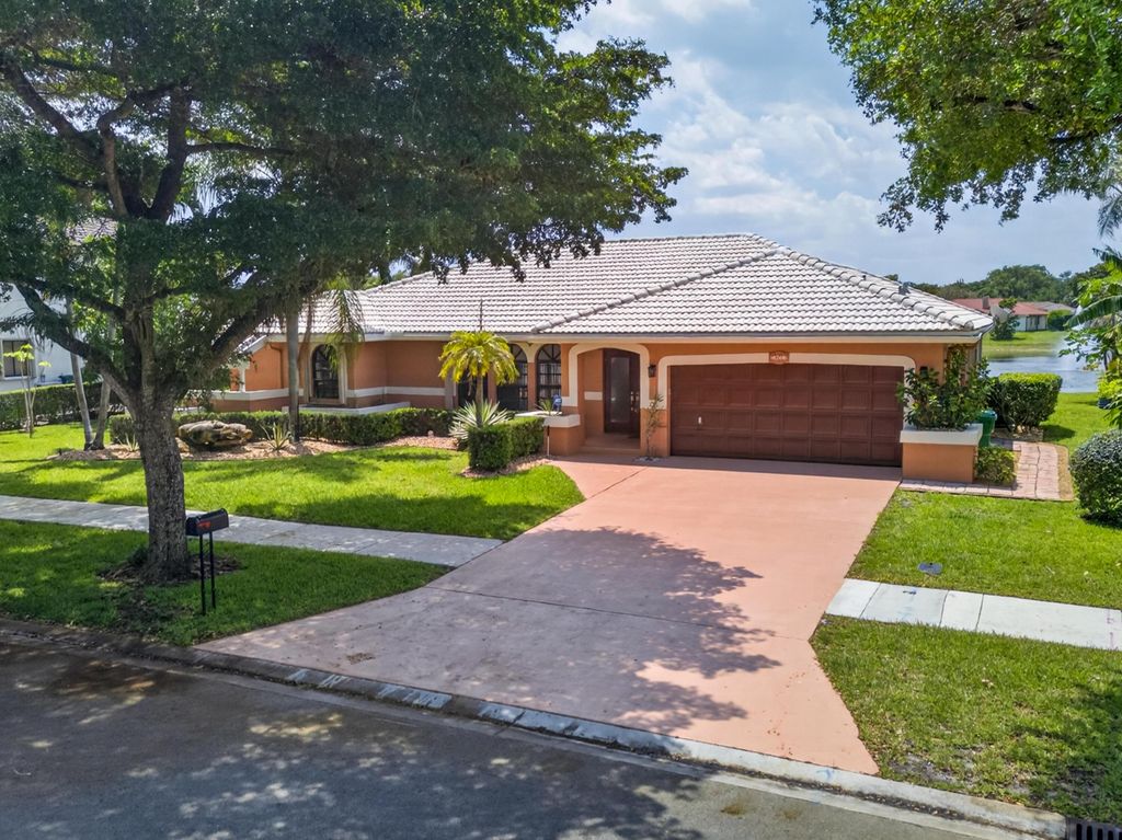 6266 NW 54th Drive, Coral Springs, FL 33067