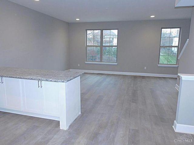 377 Cityscape West Drive, Cincinnati, OH 45205