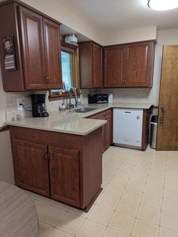 220 Ceramic Drive, Columbus, OH 43214