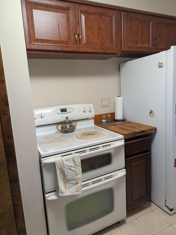 220 Ceramic Drive, Columbus, OH 43214