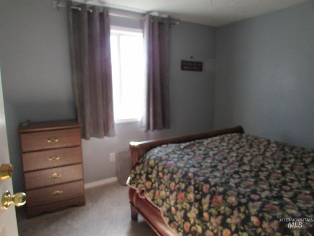 940 N Miner Ave., Kuna, ID 83634