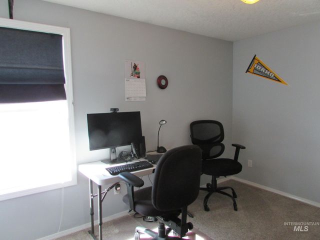 940 N Miner Ave., Kuna, ID 83634