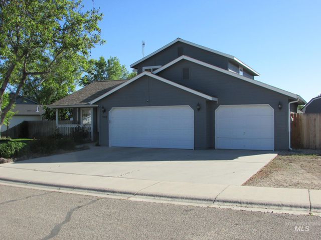 940 N Miner Ave., Kuna, ID 83634