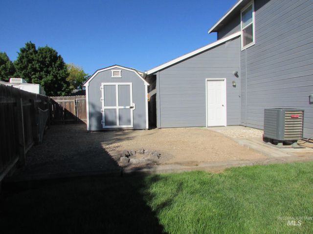 940 N Miner Ave., Kuna, ID 83634