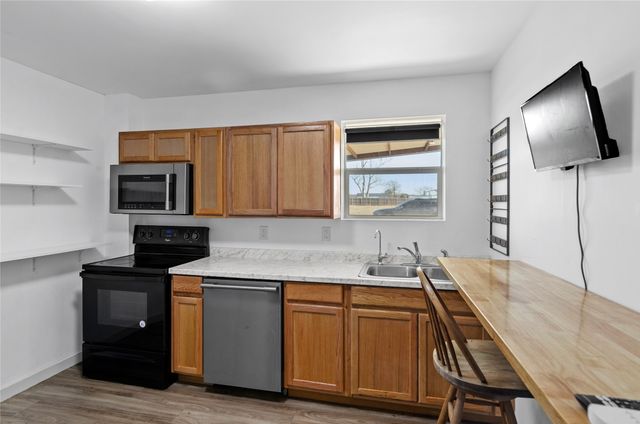 140 Mcgoodwin Street, Aurora, TX 76078