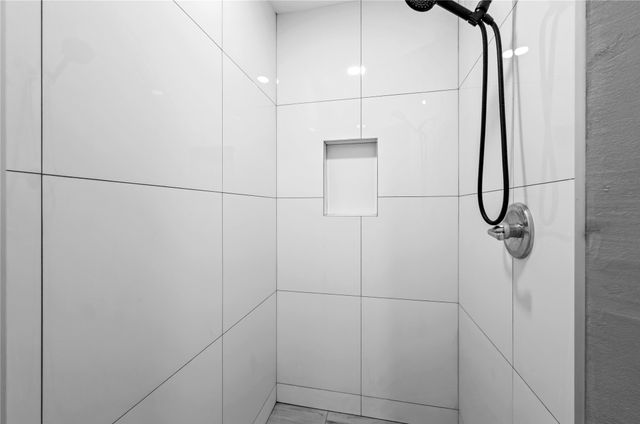 140 Mcgoodwin Street, Aurora, TX 76078