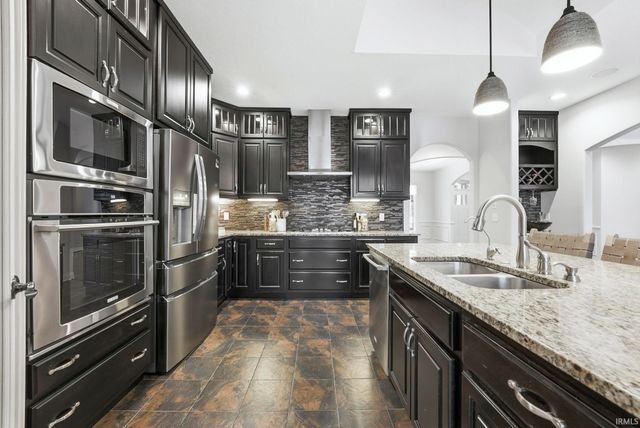 13725 Lurrey Pass, Fort Wayne, IN 46845