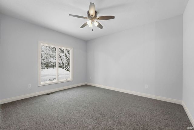 13725 Lurrey Pass, Fort Wayne, IN 46845