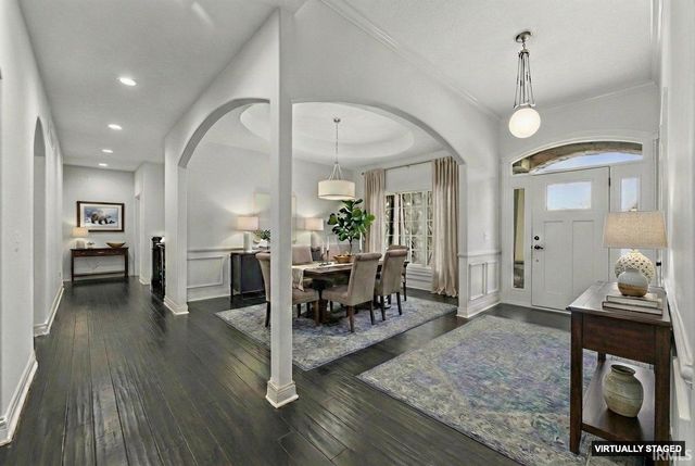 13725 Lurrey Pass, Fort Wayne, IN 46845