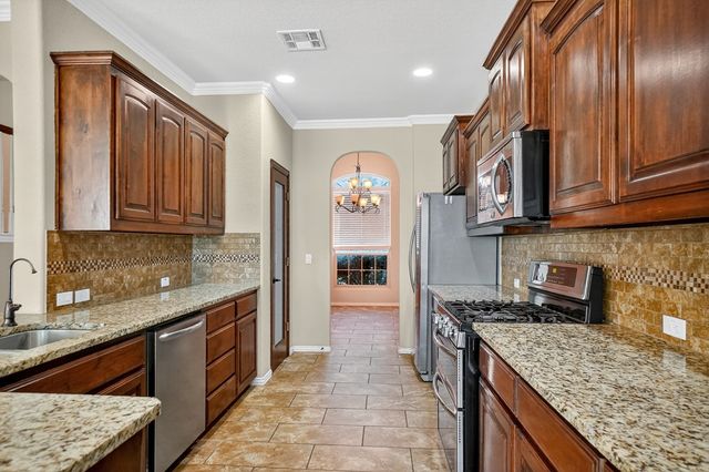 7028 King Ranch Rd, Odessa, TX 79765