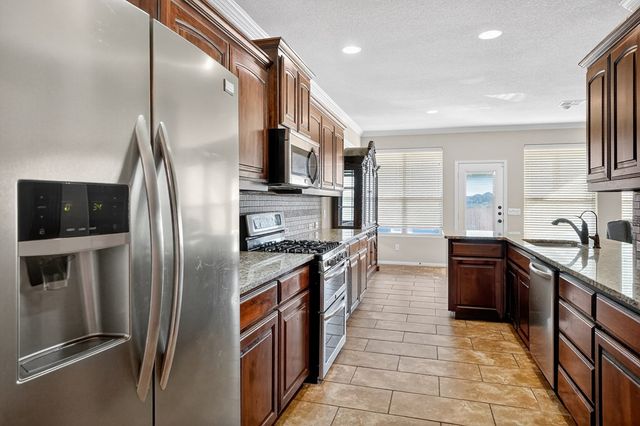 7028 King Ranch Rd, Odessa, TX 79765