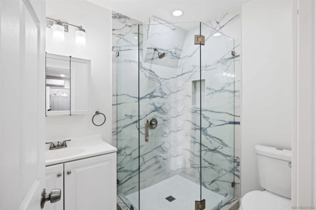 5280 Manhasset Dr, San Diego, CA 92115