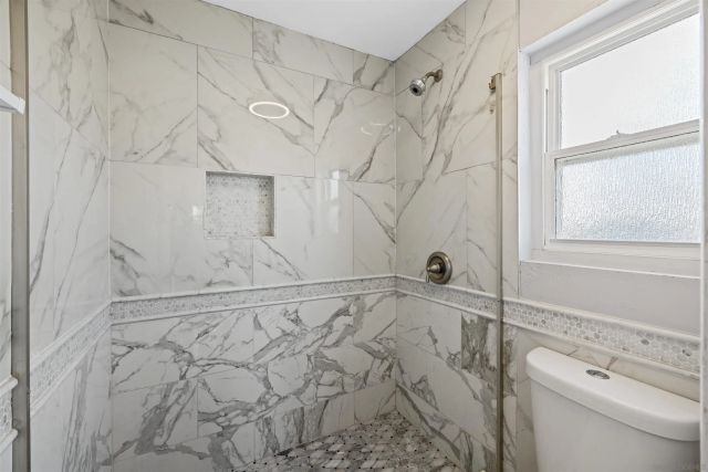 5280 Manhasset Dr, San Diego, CA 92115