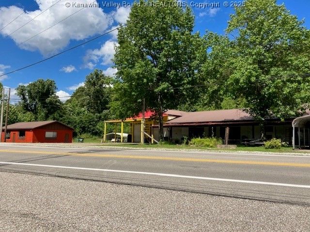 807-809 Walnut Street, Ravenswood, WV 26164