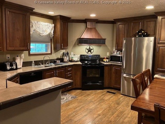 807-809 Walnut Street, Ravenswood, WV 26164