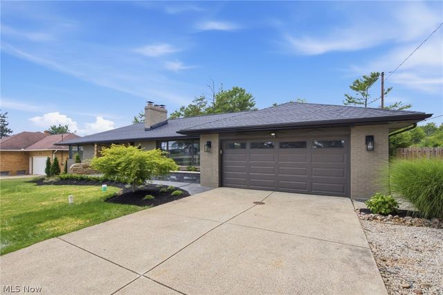 12758 Abbey Road, North Royalton, OH 44133