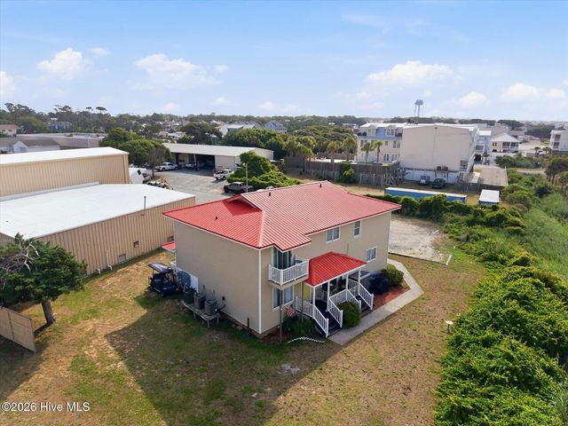 133 SE 48th Street, Oak Island, NC 28465